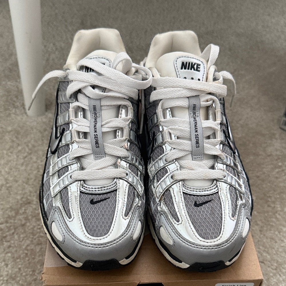 Nike Silver & White Athletic Sneakers